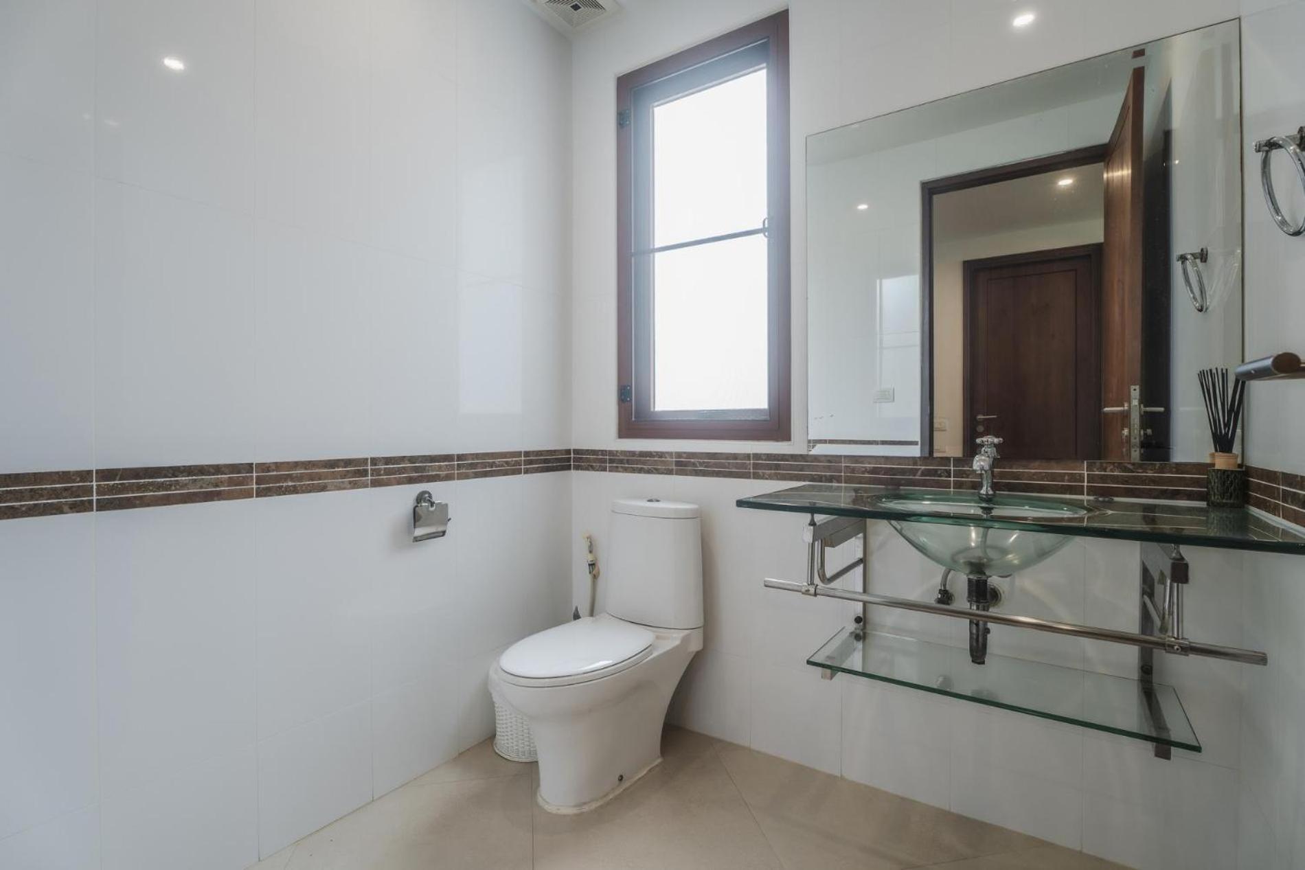 Villa Luxury 3br Villa, Private Pool, Gym & Jacuzzi *