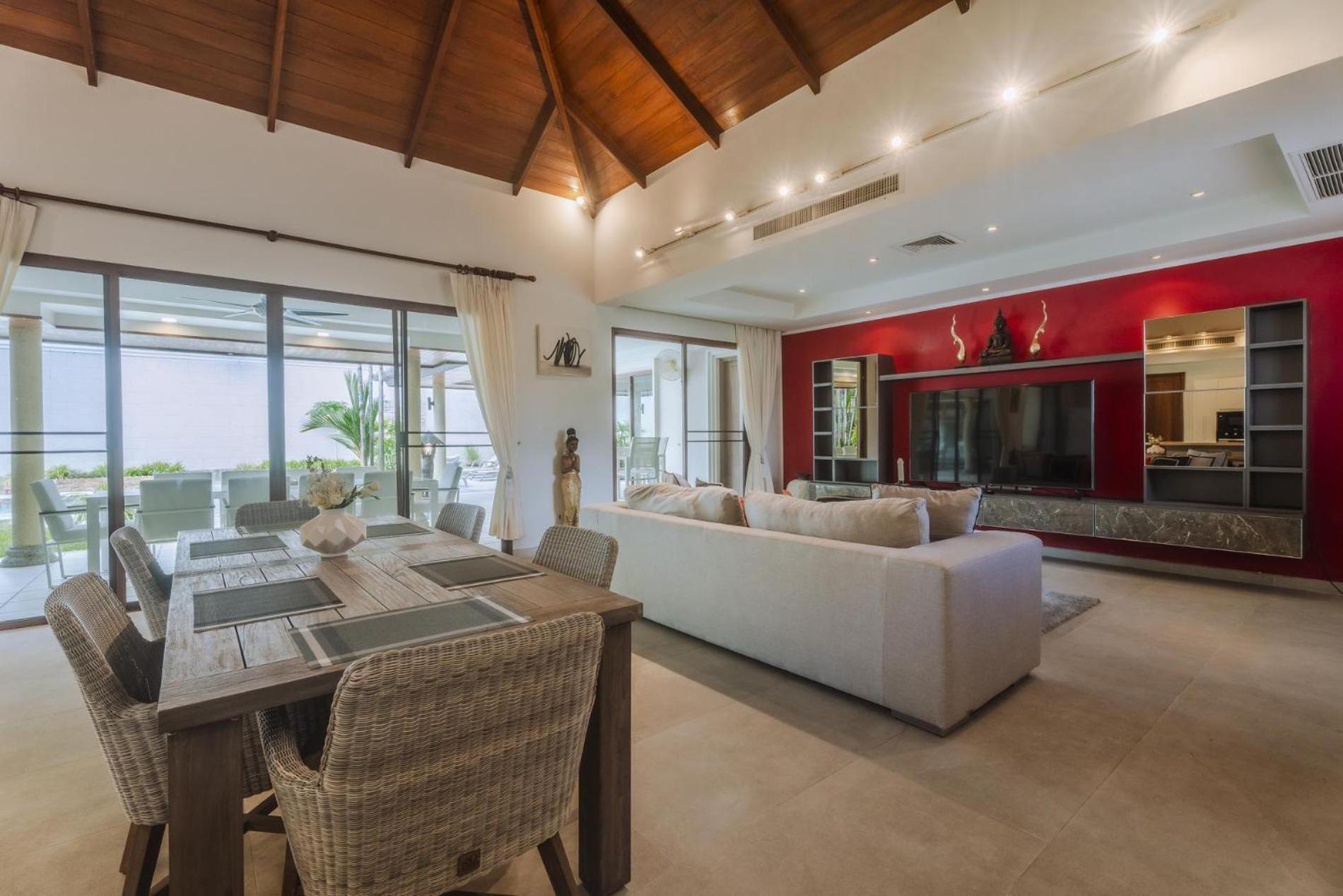 Villa Luxury 3br Villa, Private Pool, Gym & Jacuzzi Phuket